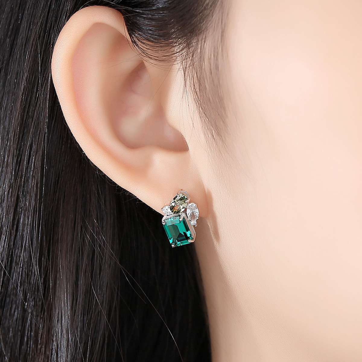 925 Sterling Silver Emerald Green Gemstone Stud Earrings for Women, Cubic Zirconia Cluster Earrings, Luxury Statement Jewelry