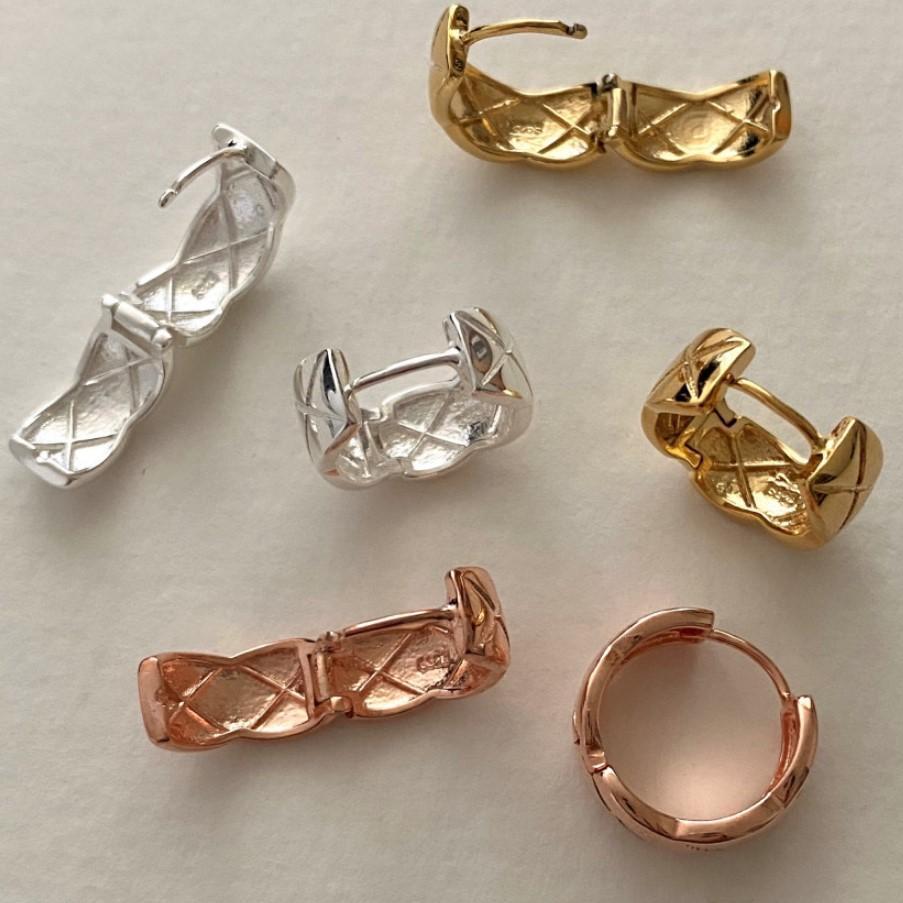 925 Sterling Silver Geometric Hoop Earrings Quilted Texture Huggie Earrings Modern Fashion Jewelry for Women