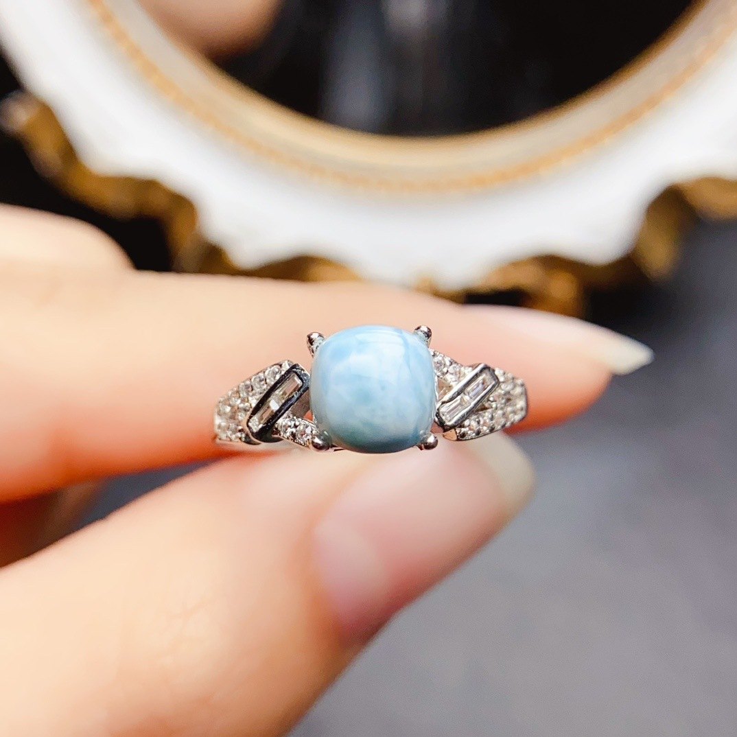 Wholesale 925 Sterling Silver Blue Gemstone Ring with Leaf Cubic Zirconia Design Nature Inspired Fashion Jewelry for Women