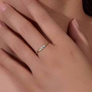 Twisted Band Solitaire CZ Ring